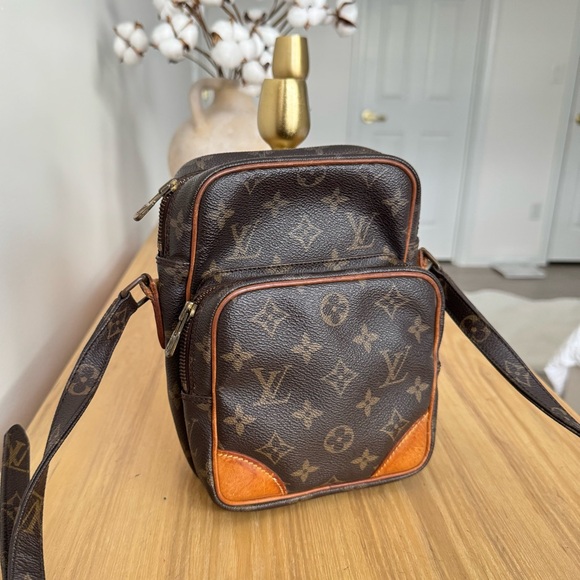 ✅AUTHENTIC✅LOUIS VUITTON AMAZON CROSSBODY BAG - Picture 4 of 17